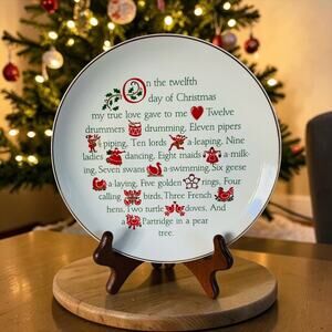 VINTAGE 12 Twelve Days of Christmas Xmas Decorative Plate by Crowning Touch